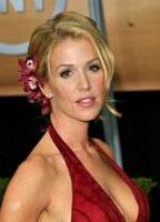 Poppy Montgomery nude scenes profile