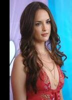 Rachael Leigh Cook nude scenes profile