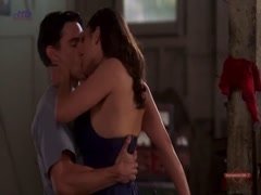 Jennifer Connelly Kissing , Brunette in Inventing the Abbotts