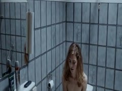 Hannah Hoekstra nude, boobs scene in Hemel 20