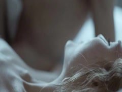 Hannah Hoekstra nude, boobs scene in Hemel 8