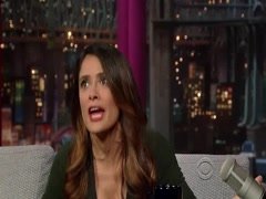 Salma Hayek cleavage , hot scene in Letterman Show 17