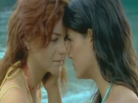 greek celebs-lesbian scene  10