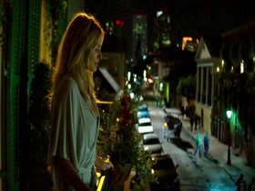 Margot Robbie Blonde , Kissing scene in Focus (2015) 10