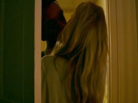 Margot Robbie Blonde , Kissing scene in Focus (2015) 14
