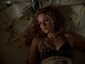 Julie Davis,Caroline Aaron in Amy's Orgasm (2001) 1