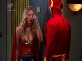 Kaley Cuoco cleavage scene in Big Bang Theory  15
