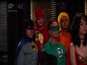 Kaley Cuoco cleavage scene in Big Bang Theory  20