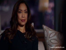 Meghan Markle cleavage , hot scene in Suits S05E02 18