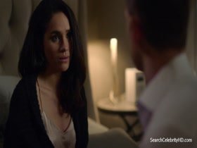 Meghan Markle cleavage , hot scene in Suits S05E02 8