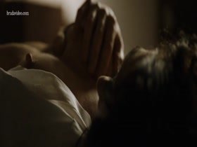 Lena Headey nude, boobs scene in Zipper (2015) 12