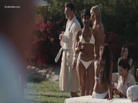Emayatzy Corinealdi Outdoor , Bikini in Hand of God 3