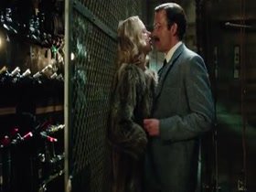 Nicole Kidman Kissing , Blonde in Hemingway & Gellhorn 12