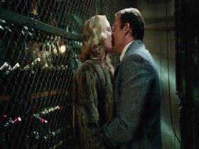 Nicole Kidman Kissing , Blonde in Hemingway & Gellhorn 14