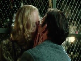 Nicole Kidman Kissing , Blonde in Hemingway & Gellhorn 16