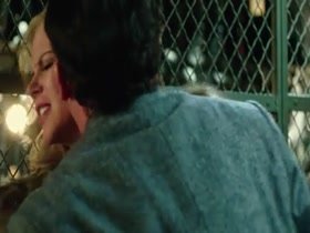Nicole Kidman Kissing , Blonde in Hemingway & Gellhorn 8