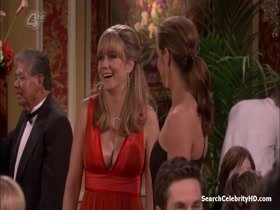 Megyn Price in Rules of Engagement 3