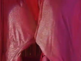 Elizabeth Berkley Poledance , Explicit in Showgirls (1995) 5