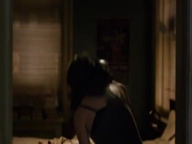 Krysten Ritter in Marvel's Jessica Jones s1e01 (2015) 17
