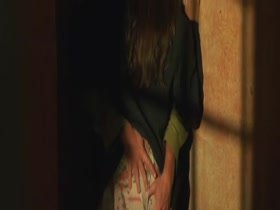 Liv Tyler , Rachel Weisz scene in Steal Beauty 19