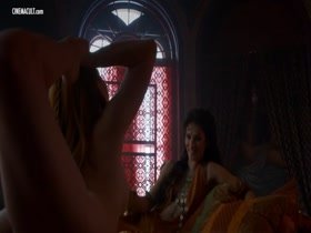 Rebecca Van Cleave, Lena Headey in Game of Thrones 10