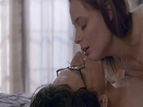 Gillian Jacobs in In Love (series) (2016) s01e07 8