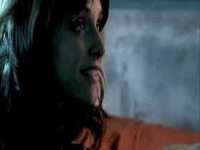 Jenny Mollen Kissing , Brunette in Crash (series) (2008) 13