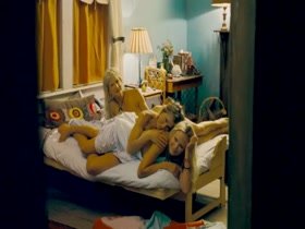 Malin Akerman nude, bed scene in Wanderlust 5