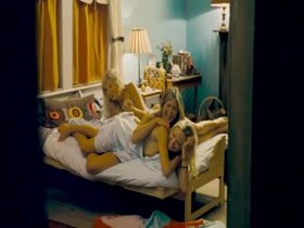 Malin Akerman nude, bed scene in Wanderlust 8