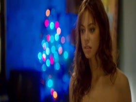 Analeigh Tipton In Two Night Stand 7