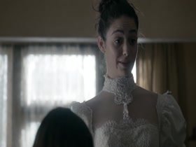 Emmy Rossum, Christine Kellogg-Darrin in Shameless S06E10 3