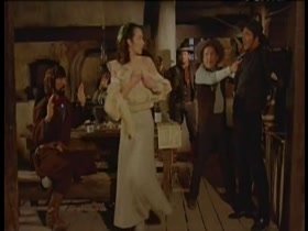 Adriana Vega Lingerie , boobs In Al Este del Oeste (1984) 15