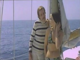 Barbara Rey in El buque maldito (1974) 5