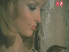 Diana Sorel in La llamada del vampiro (1972) 19