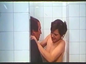 Africa Pratt boobs , Public Nudity In El erotico enmascarado (1980) 6