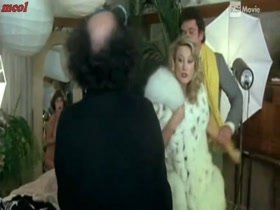 Barbara Bouchet in Per Favore Occupati di Amelia (1981) 7