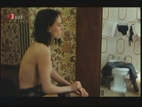 Amanda Ooms nude, pussy scene in Ginevra 3