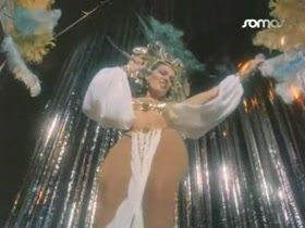 Maria Jose Cantudo in Piernas cruzadas (1984) 3