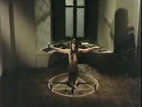 Jenny Llada in Inquisicion (1976) 12