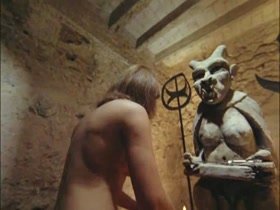 Maria Kosty in Exorcismo (1975) 7