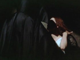 Helga Line in La saga de los Dracula (1973) 15