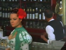 Sara Montiel in La mujer perdida (1966) 12