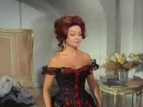 Sara Montiel in La mujer perdida (1966) 19
