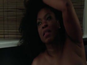 Lorraine Toussaint topless scene 14