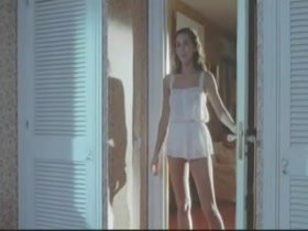 Adriana Vega Sexy Dress , boobs In Cuatro mujeres y un lio (1985) 12