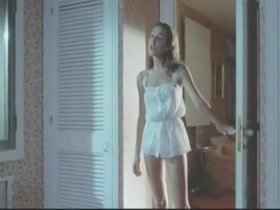 Adriana Vega Sexy Dress , boobs In Cuatro mujeres y un lio (1985)