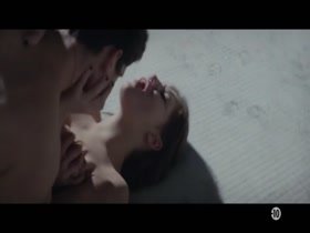 Adele Exarchopoulos Bathroom , boobs In Apnee (2015) 19
