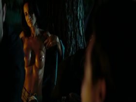 America Olivo in Friday the 13th (2009) 7