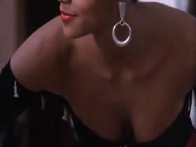 Halle Berry , Anne-Marie Johnson in Strictly Business 4