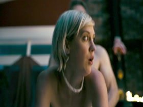 Lauren Lee Smith in How to Plan an Orgy in a Small Town (2015) 8